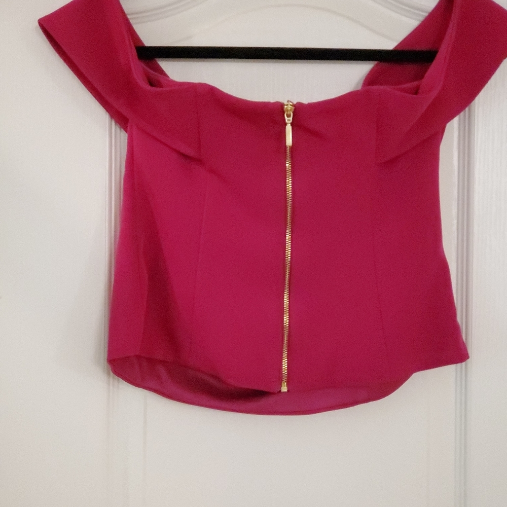 Express crop top